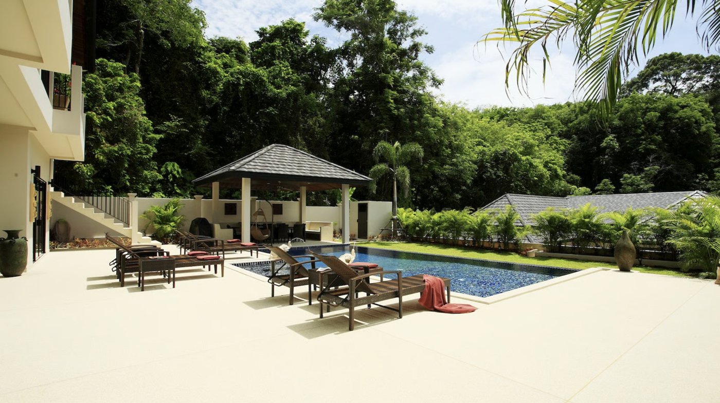 The private pool