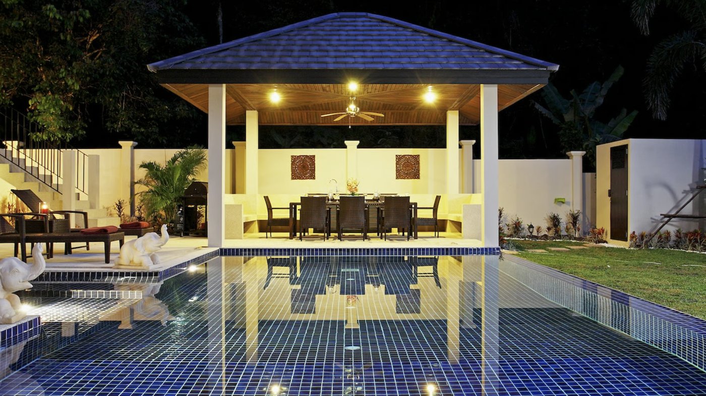 The pool at night